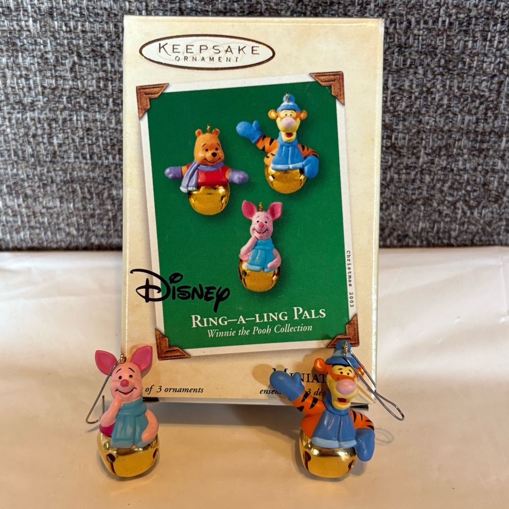 Disney Ring A Ling Pals Piglet And Tigger Miniature Christmas Ornament Bells
